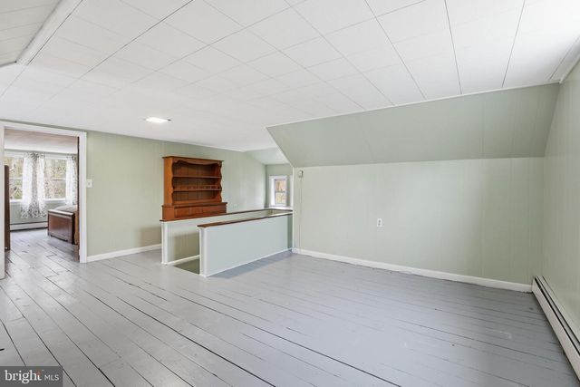 5827 S HAWTHORNE AVE, Rock Hall, MD 21661