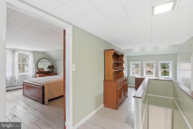 5827 S HAWTHORNE AVE, Rock Hall, MD 21661