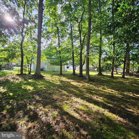 5827 S HAWTHORNE AVE, Rock Hall, MD 21661