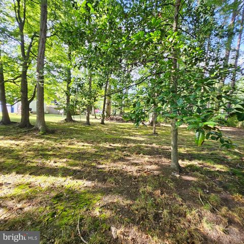 5827 S HAWTHORNE AVE, Rock Hall, MD 21661
