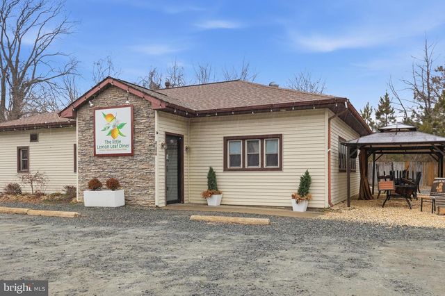 5827 S HAWTHORNE AVE, Rock Hall, MD 21661