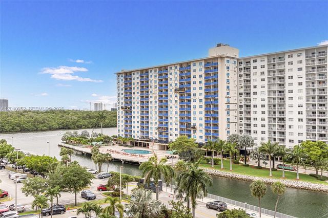 500 Bayview Drive 727, Sunny Isles Beach, FL 33160