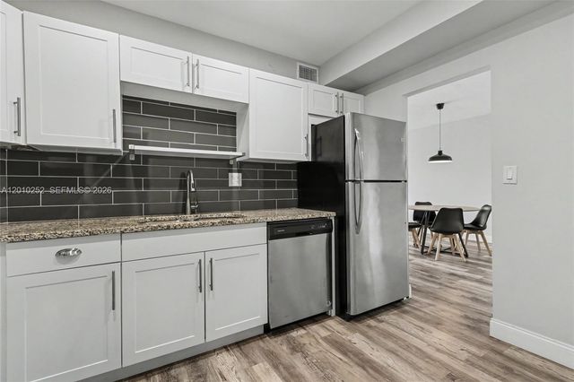 500 Bayview Drive 727, Sunny Isles Beach, FL 33160