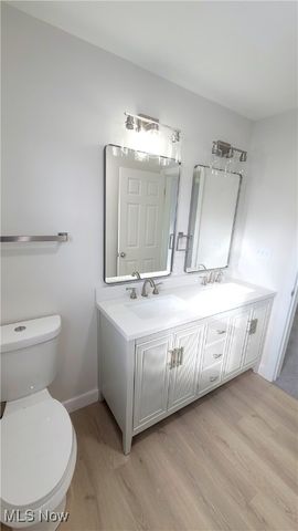 515 Murray Hill Drive, Youngstown, OH 44505