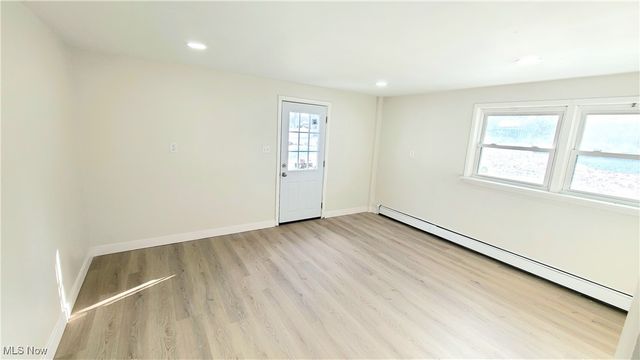 515 Murray Hill Drive, Youngstown, OH 44505