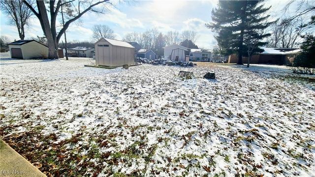 515 Murray Hill Drive, Youngstown, OH 44505