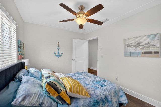 292 42ND AVENUE, St Pete Beach, FL 33706