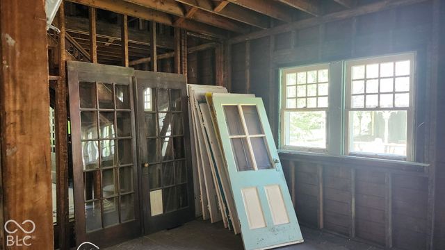 575 Woodruff Place West Drive, Indianapolis, IN 46201