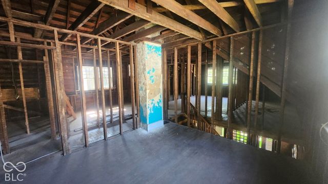 575 Woodruff Place West Drive, Indianapolis, IN 46201