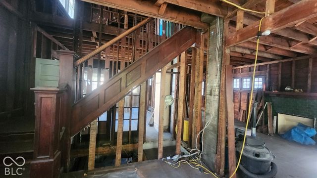 575 Woodruff Place West Drive, Indianapolis, IN 46201