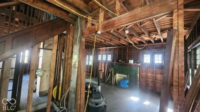 575 Woodruff Place West Drive, Indianapolis, IN 46201