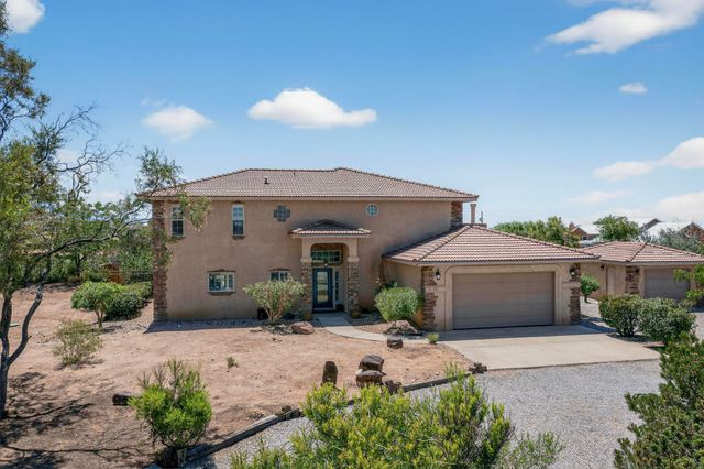 9154 Oakland Avenue NE, Albuquerque, NM 87122