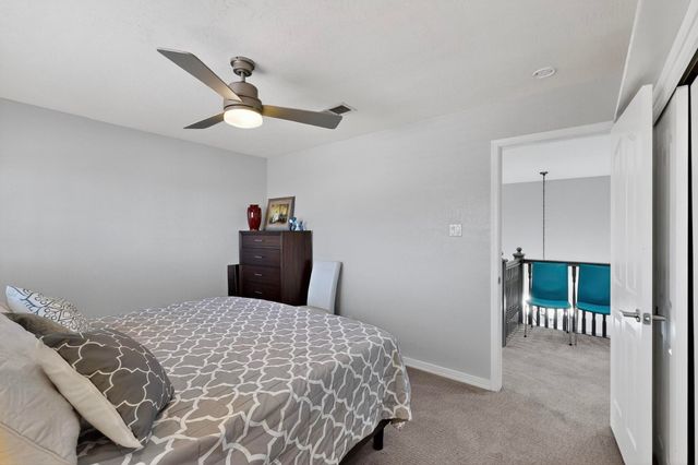 9154 Oakland Avenue NE, Albuquerque, NM 87122