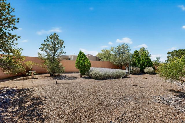 9154 Oakland Avenue NE, Albuquerque, NM 87122