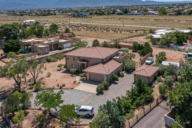 9154 Oakland Avenue NE, Albuquerque, NM 87122