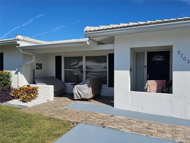 9705 MAINLANDS BOULEVARD W, Pinellas Park, FL 33782