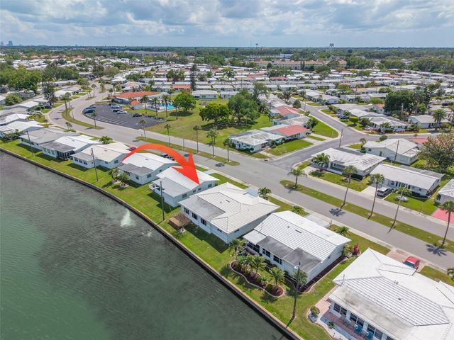 9705 MAINLANDS BOULEVARD W, Pinellas Park, FL 33782