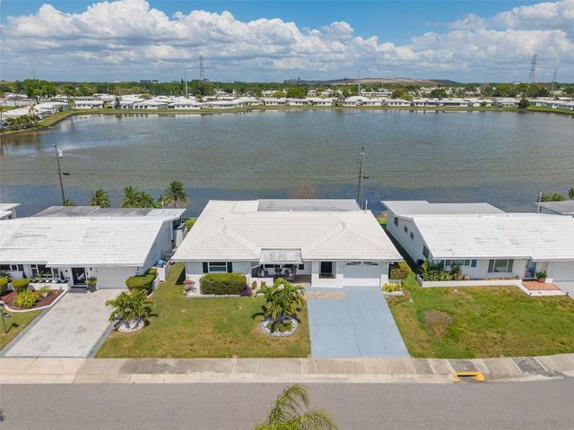 9705 MAINLANDS BOULEVARD W, Pinellas Park, FL 33782