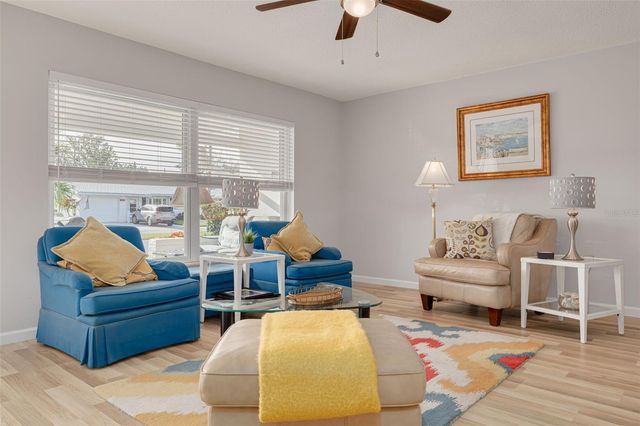 9705 MAINLANDS BOULEVARD W, Pinellas Park, FL 33782