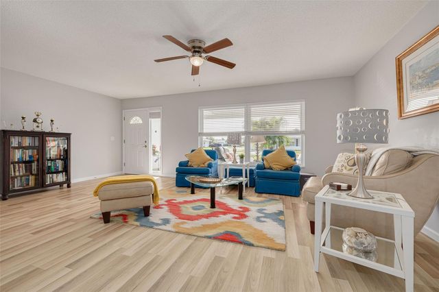 9705 MAINLANDS BOULEVARD W, Pinellas Park, FL 33782