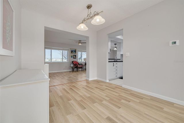 9705 MAINLANDS BOULEVARD W, Pinellas Park, FL 33782