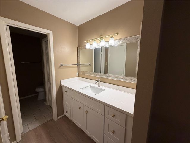 14515 Wunderlich Drive 703, Houston, TX 77069