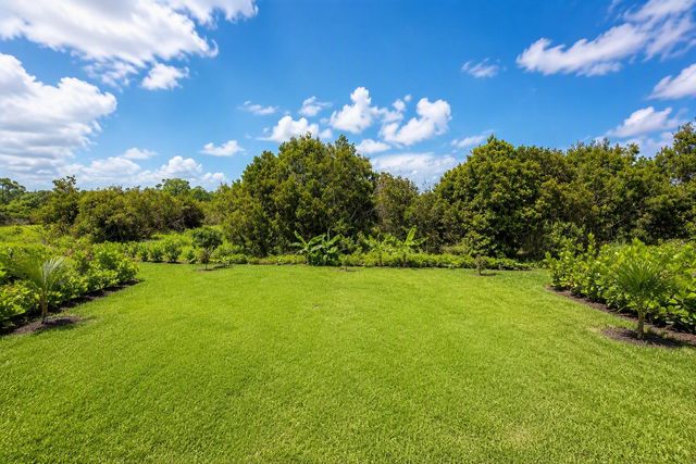 187 SE Via Sangro, Port St. Lucie, FL 34952