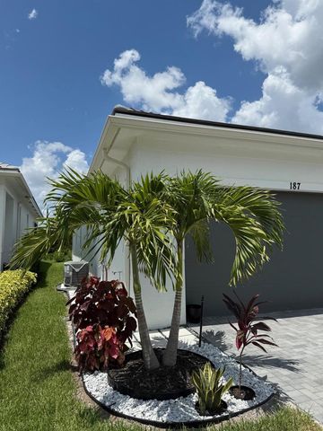 187 SE Via Sangro, Port St. Lucie, FL 34952