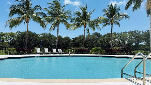187 SE Via Sangro, Port St. Lucie, FL 34952