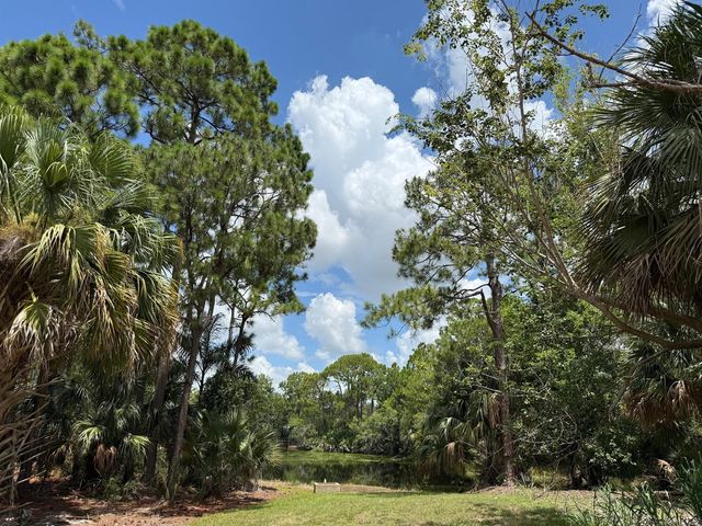 187 SE Via Sangro, Port St. Lucie, FL 34952