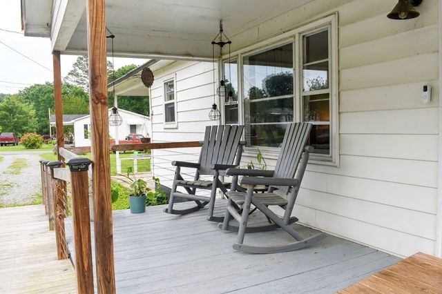 3227 Fields Drive, Rocky Face, GA 30740
