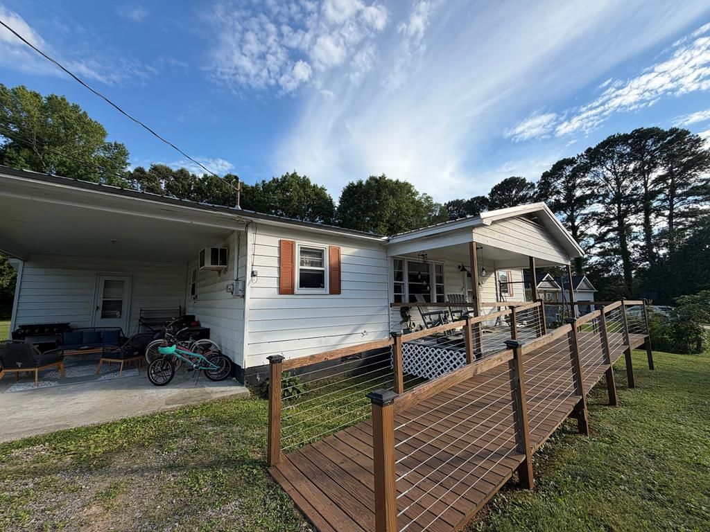 3227 Fields Drive, Rocky Face, GA 30740