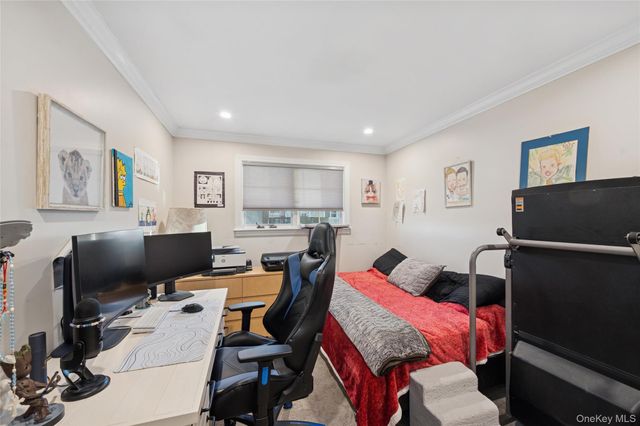 14 Blanchard Street, West Babylon, NY 11704