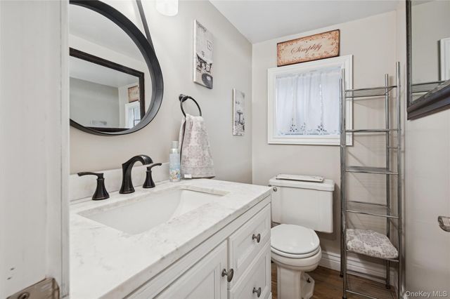 14 Blanchard Street, West Babylon, NY 11704