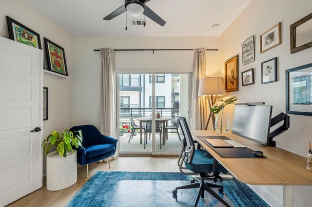 3101 Govalle Ave 208, Austin, TX 78702