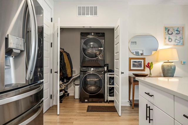 3101 Govalle Ave 208, Austin, TX 78702