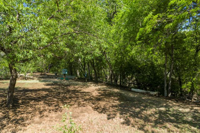 3101 Govalle Ave 208, Austin, TX 78702