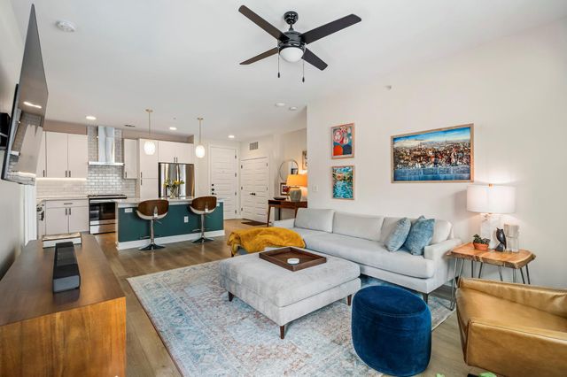 3101 Govalle Ave 208, Austin, TX 78702