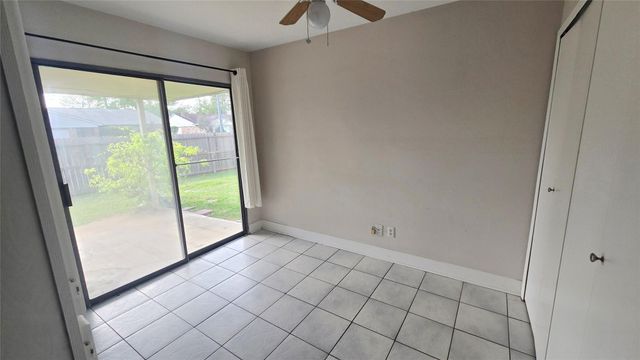 6934 Tara Drive, Richmond, TX 77469