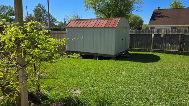 6934 Tara Drive, Richmond, TX 77469