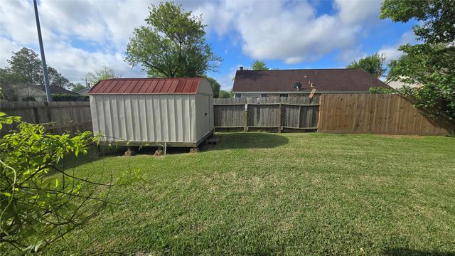 6934 Tara Drive, Richmond, TX 77469