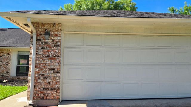 6934 Tara Drive, Richmond, TX 77469