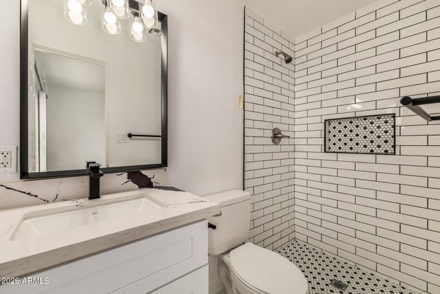 533 W 18TH Street, Tempe, AZ 85281