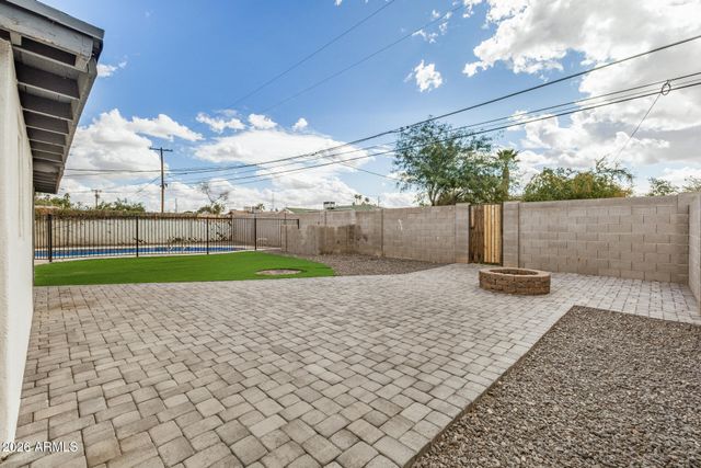 533 W 18TH Street, Tempe, AZ 85281