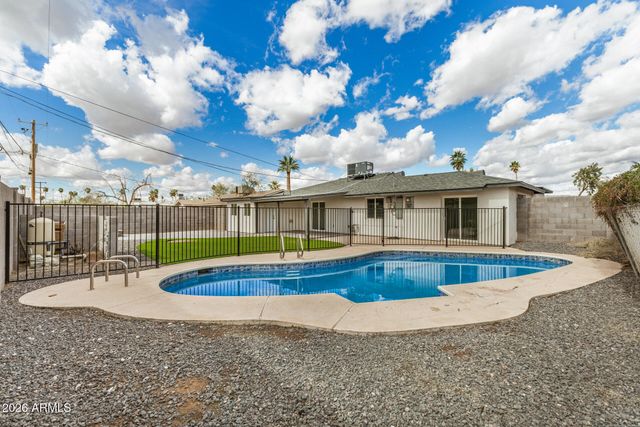 533 W 18TH Street, Tempe, AZ 85281