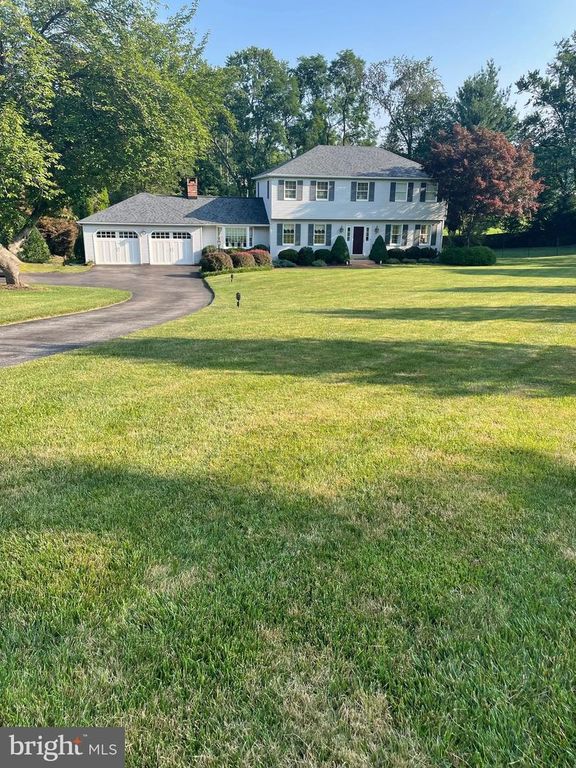 197 ROSEWOOD DR, West Chester, PA 19382
