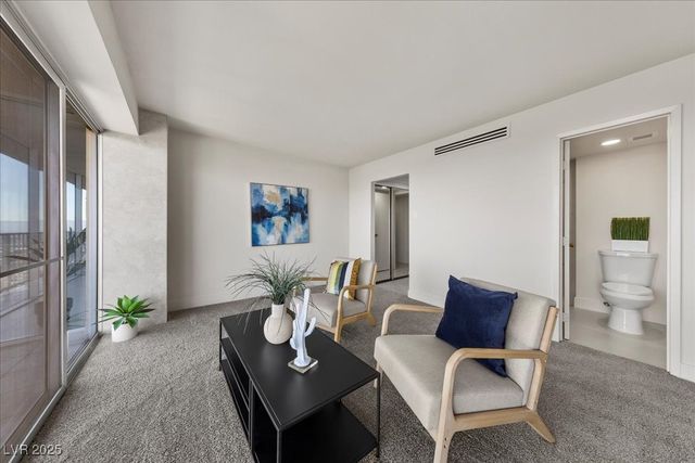 3111 Bel Air Drive 19D, Las Vegas, NV 89109