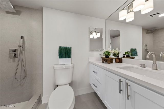 3111 Bel Air Drive 19D, Las Vegas, NV 89109