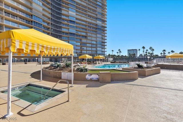 3111 Bel Air Drive 19D, Las Vegas, NV 89109