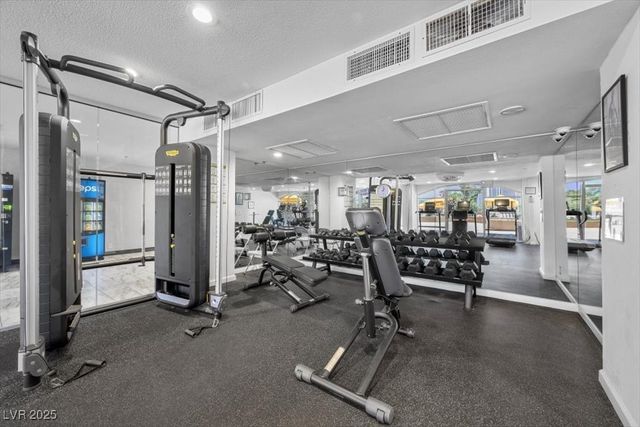 3111 Bel Air Drive 19D, Las Vegas, NV 89109